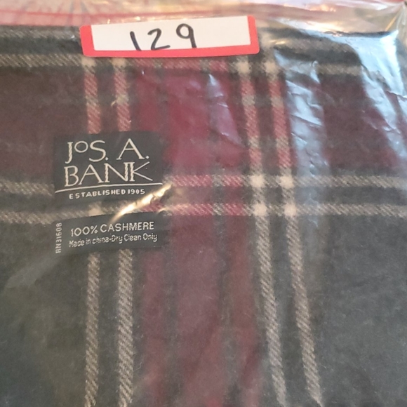 Jos. A. Bank scarf - Picture 3 of 3